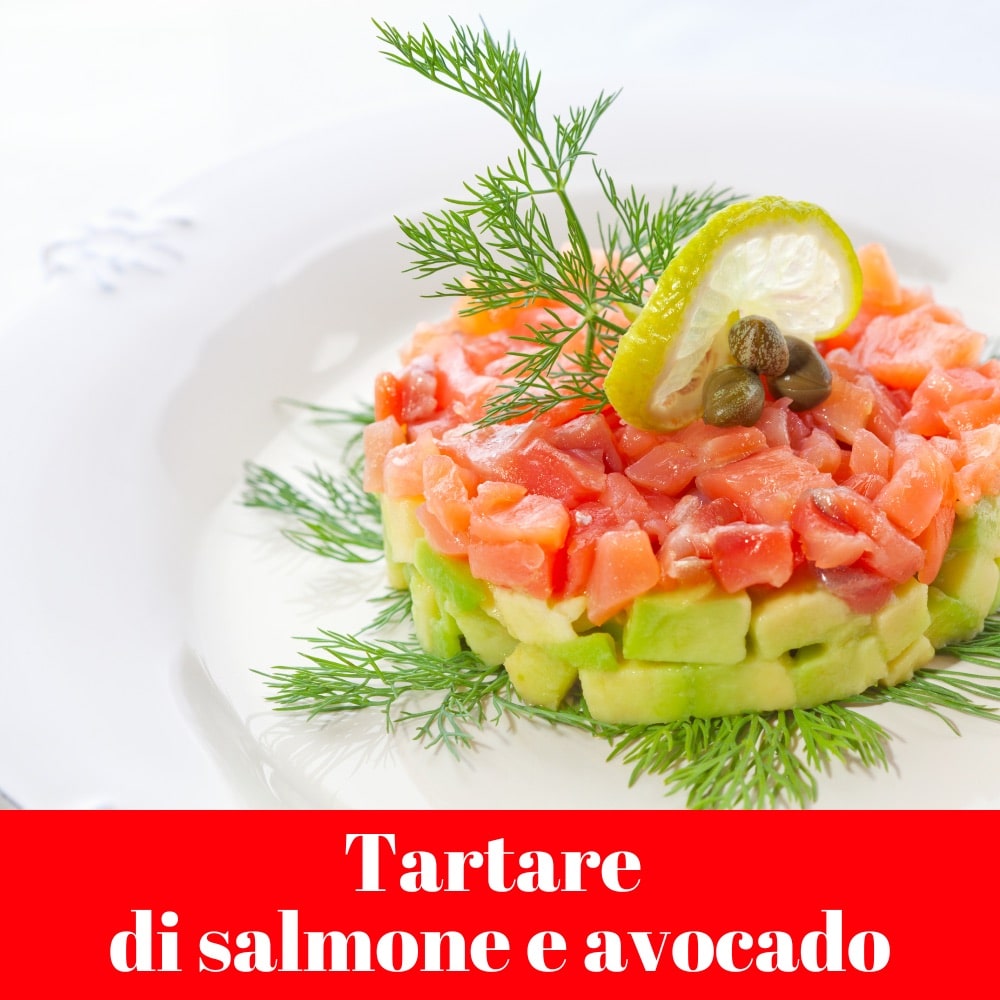 Tartare di salmone e avocado limone e peperoncino - Secondi piatti -  Peperita